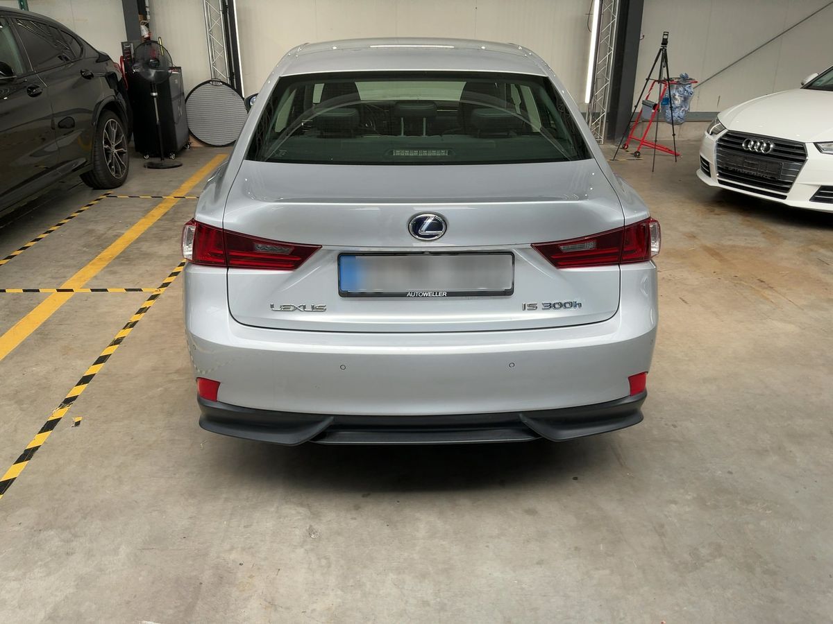 Lexus IS 300h | 5