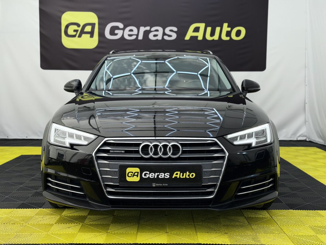 Audi A4 | 1