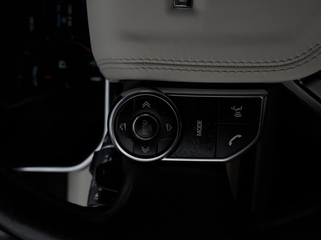 Land Rover Range Rover | 32