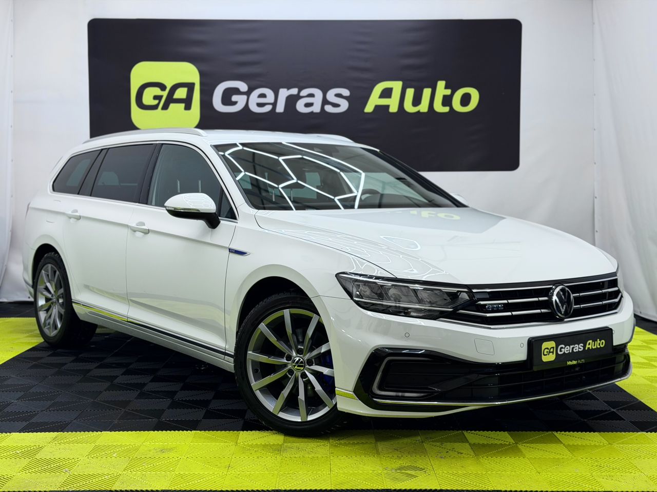 Volkswagen Passat | 2