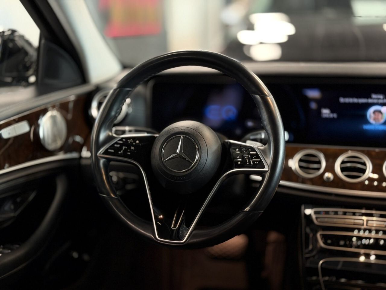 Mercedes-Benz E300 | 22