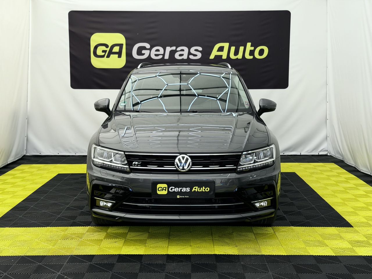 Volkswagen Tiguan | 6