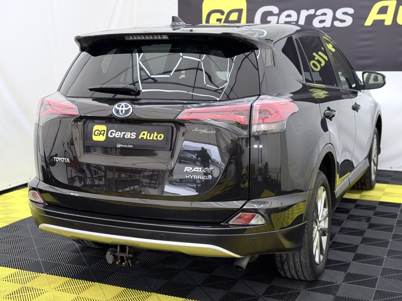 Toyota RAV4 | 3
