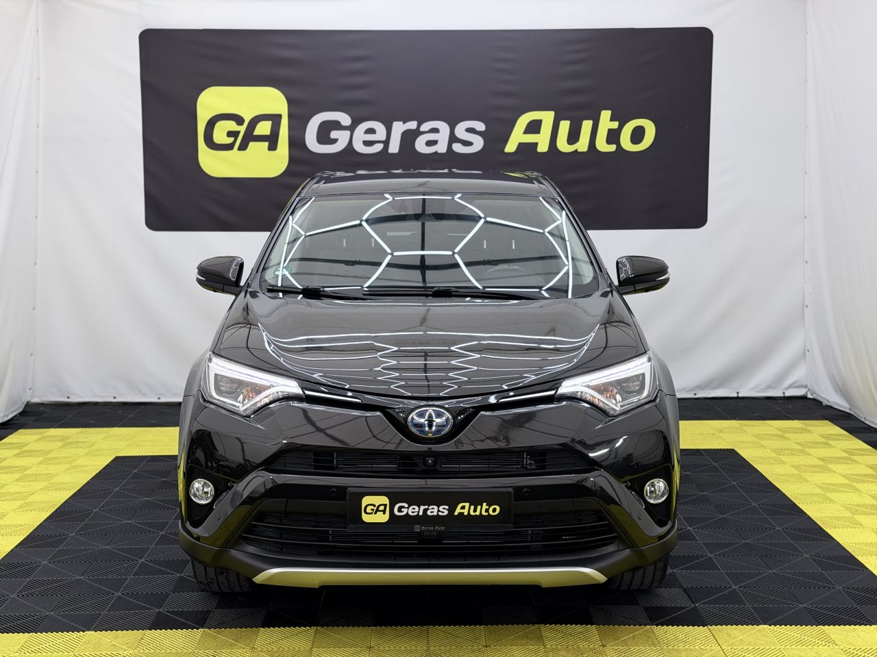 Toyota RAV4 | 6