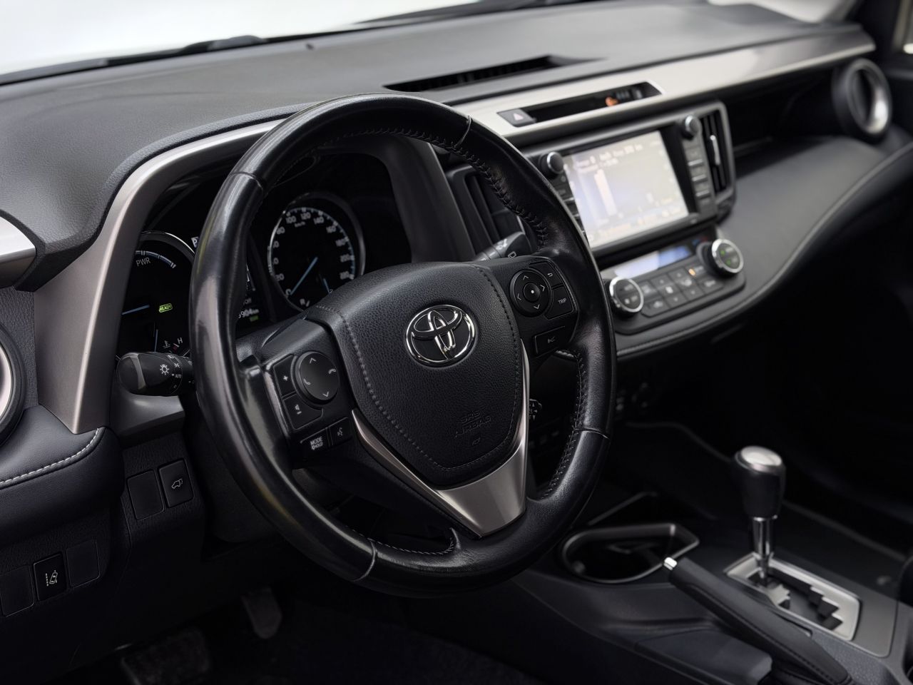 Toyota RAV4 | 8