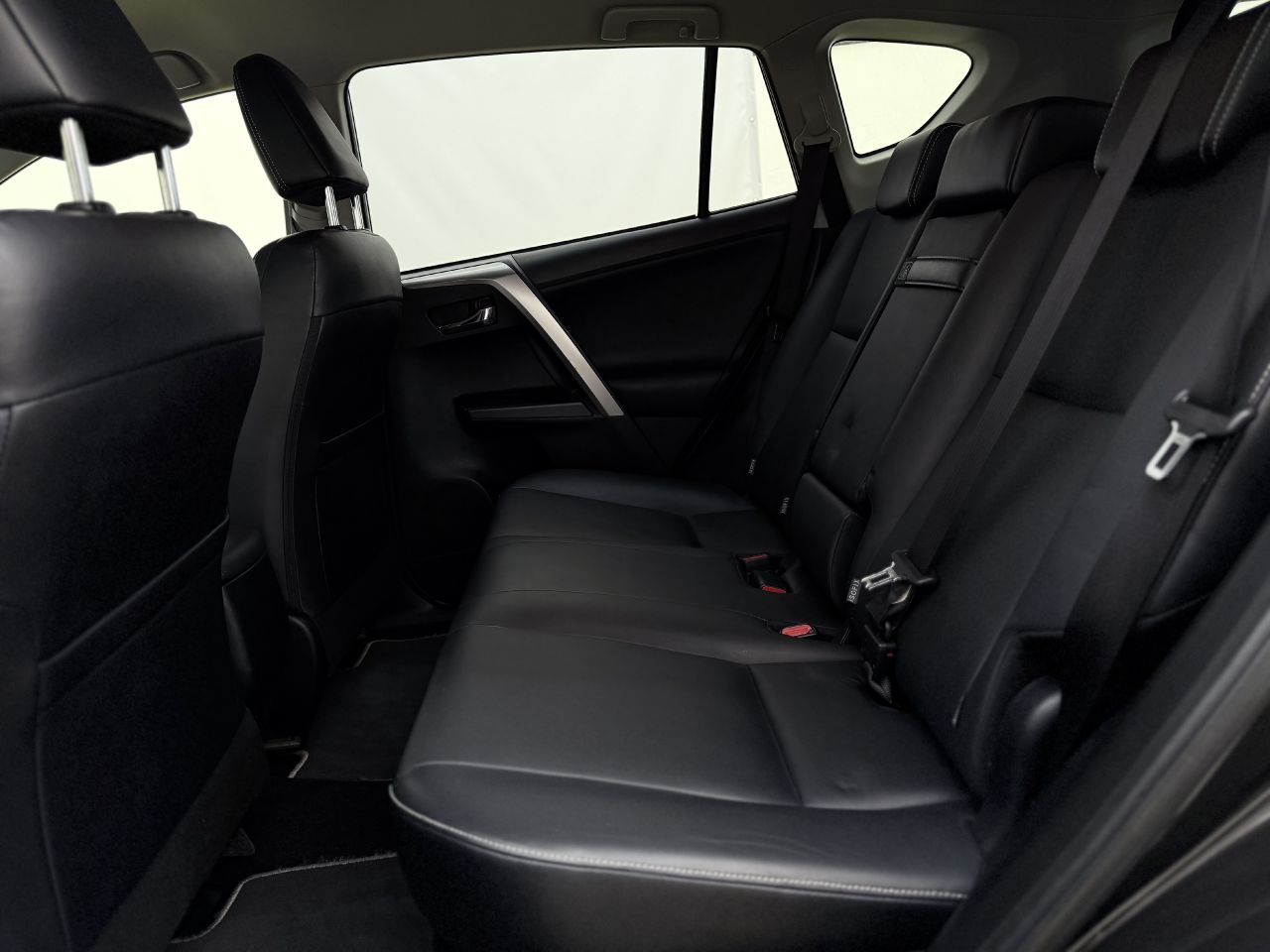 Toyota RAV4 | 10