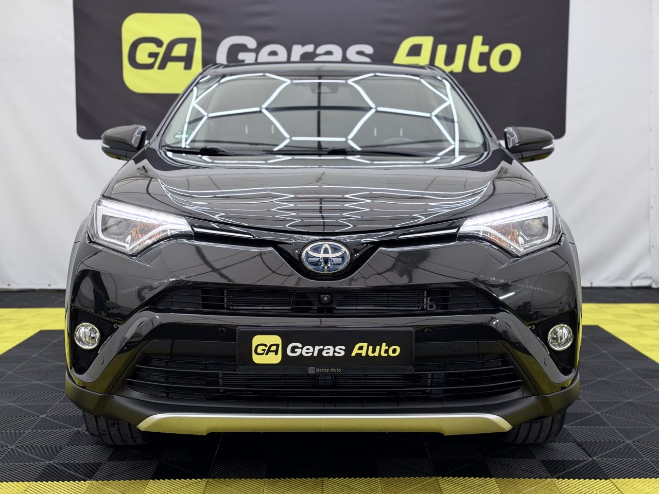 Toyota RAV4 | 1