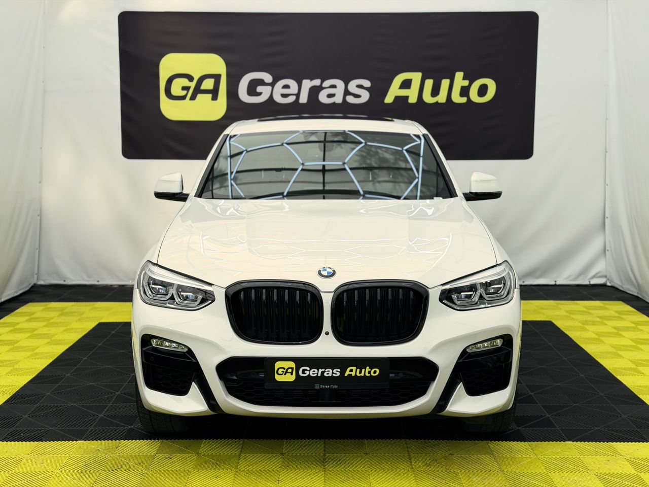 BMW X4 | 6