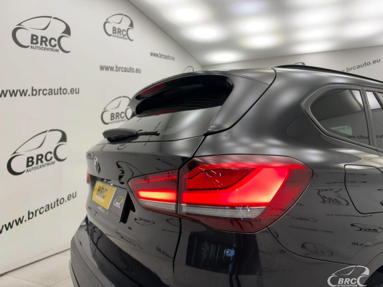 BMW X1 | 8