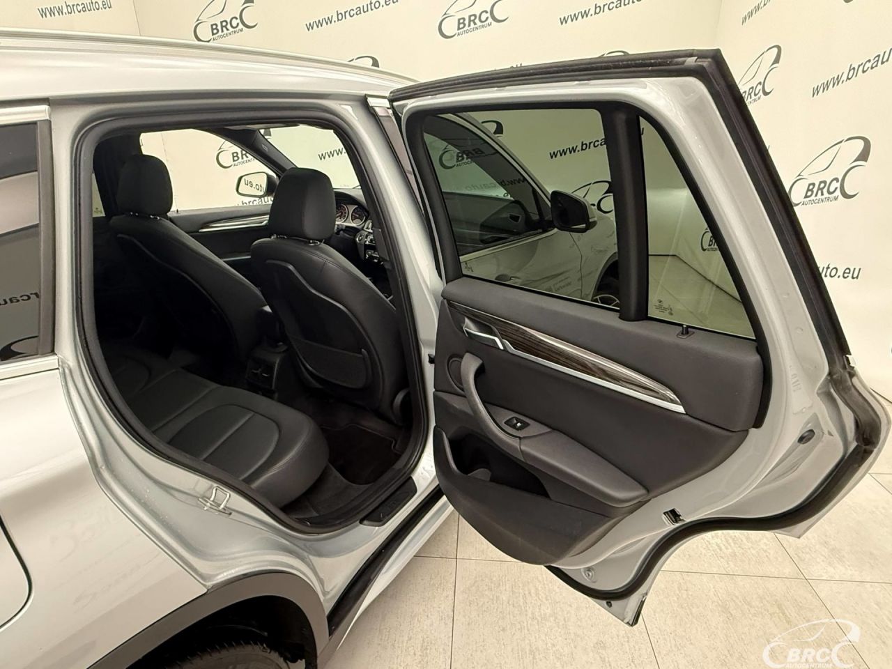 BMW X1 | 6