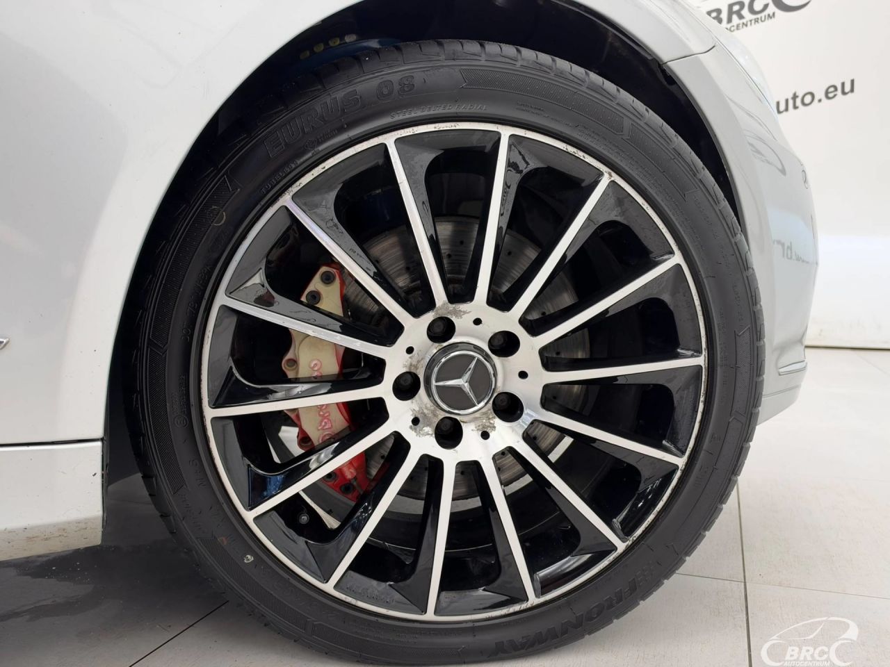 Mercedes-Benz E350 | 18