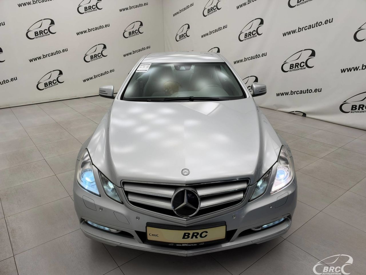 Mercedes-Benz E350 | 2