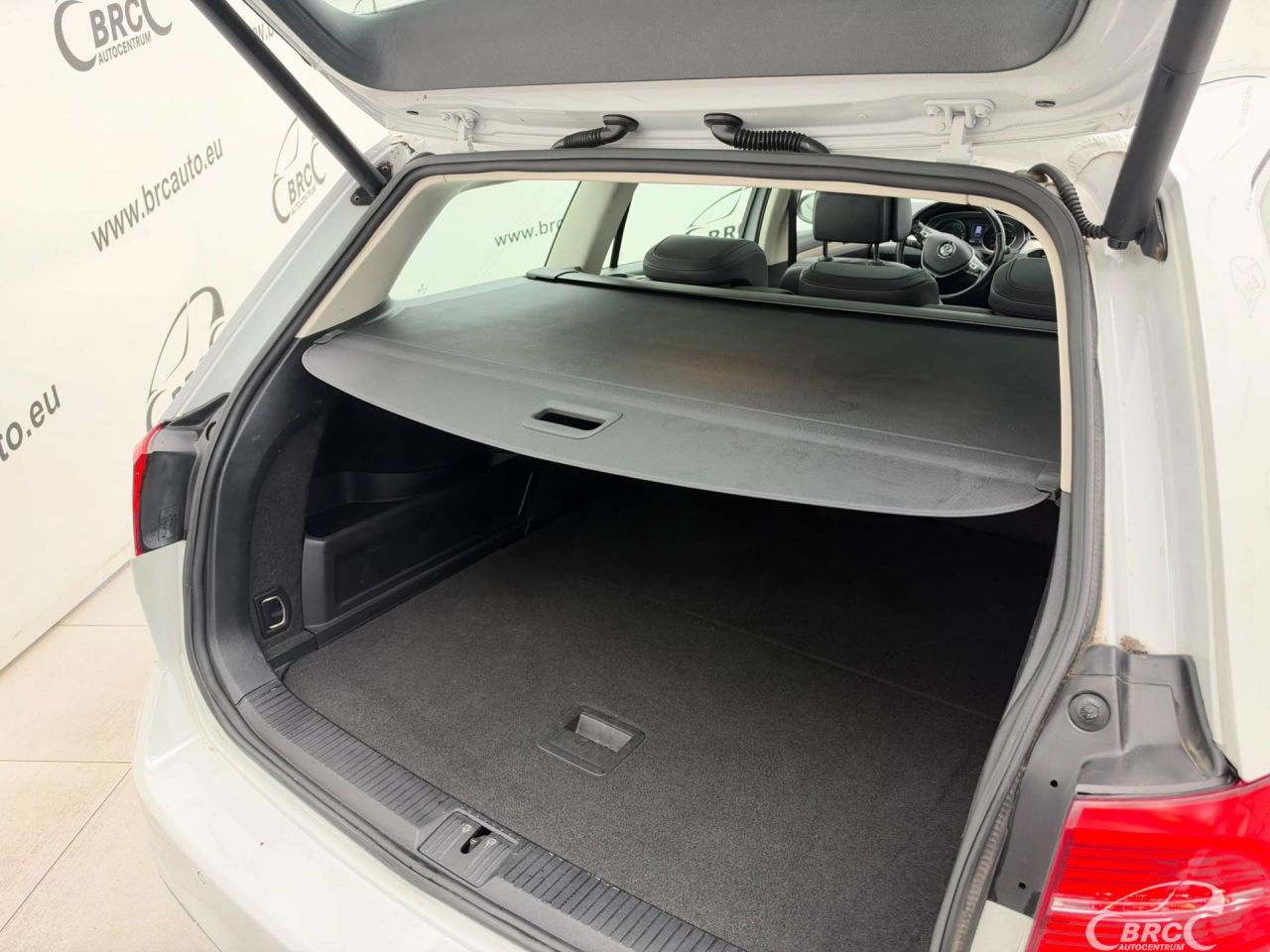 Volkswagen Passat | 7
