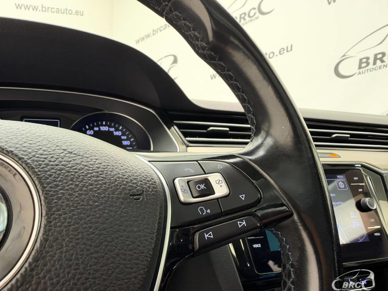 Volkswagen Passat | 19