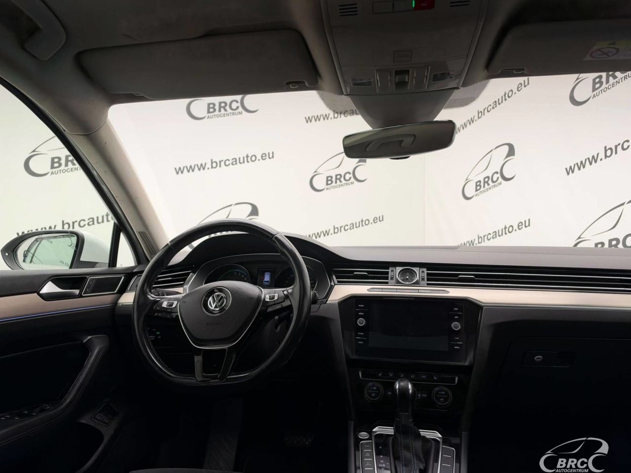 Volkswagen Passat | 16