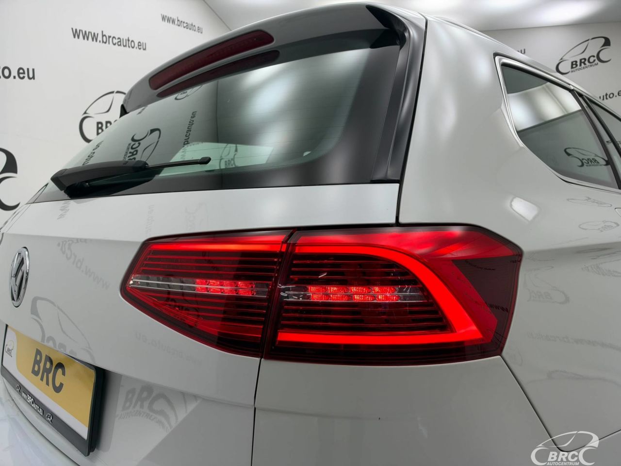 Volkswagen Passat | 9