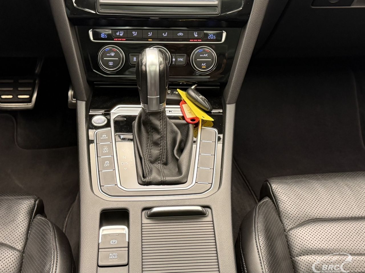 Volkswagen Passat | 19