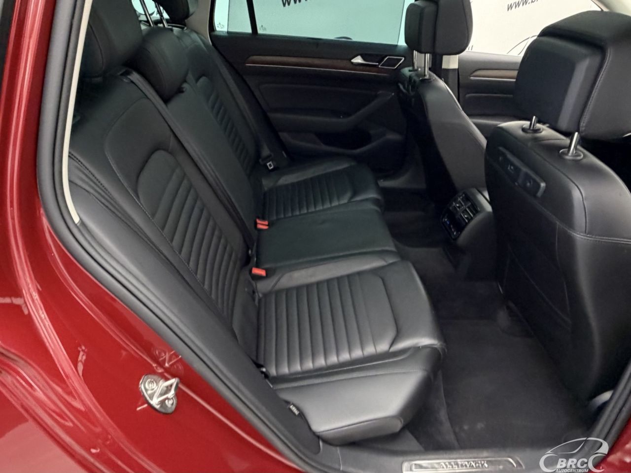 Volkswagen Passat | 11