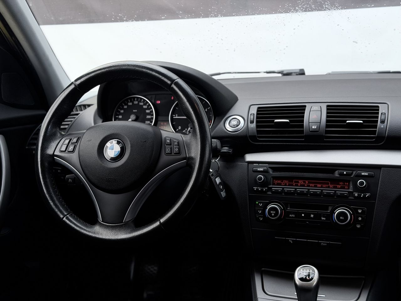 BMW 118 | 15