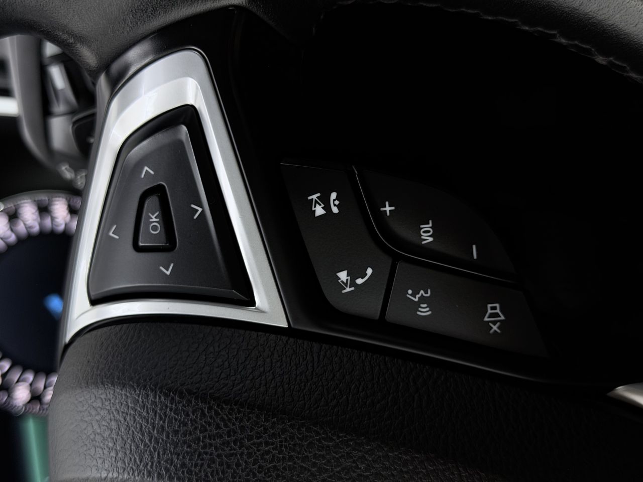 Ford Mondeo | 24