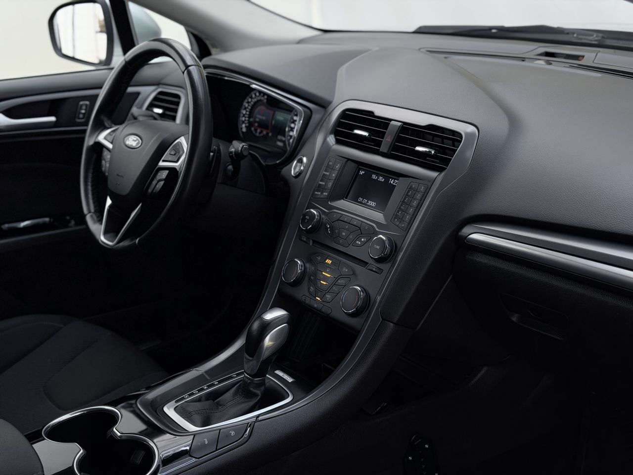 Ford Mondeo | 15