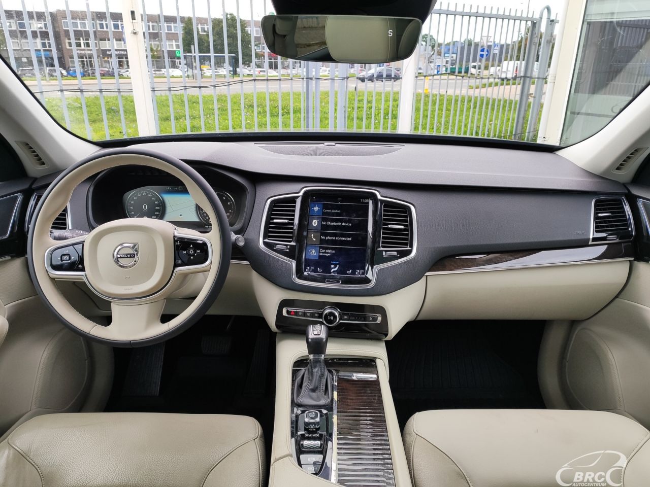 Volvo XC90 | 3