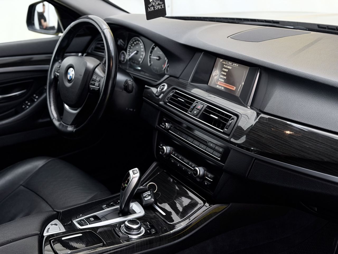 BMW 520 | 15