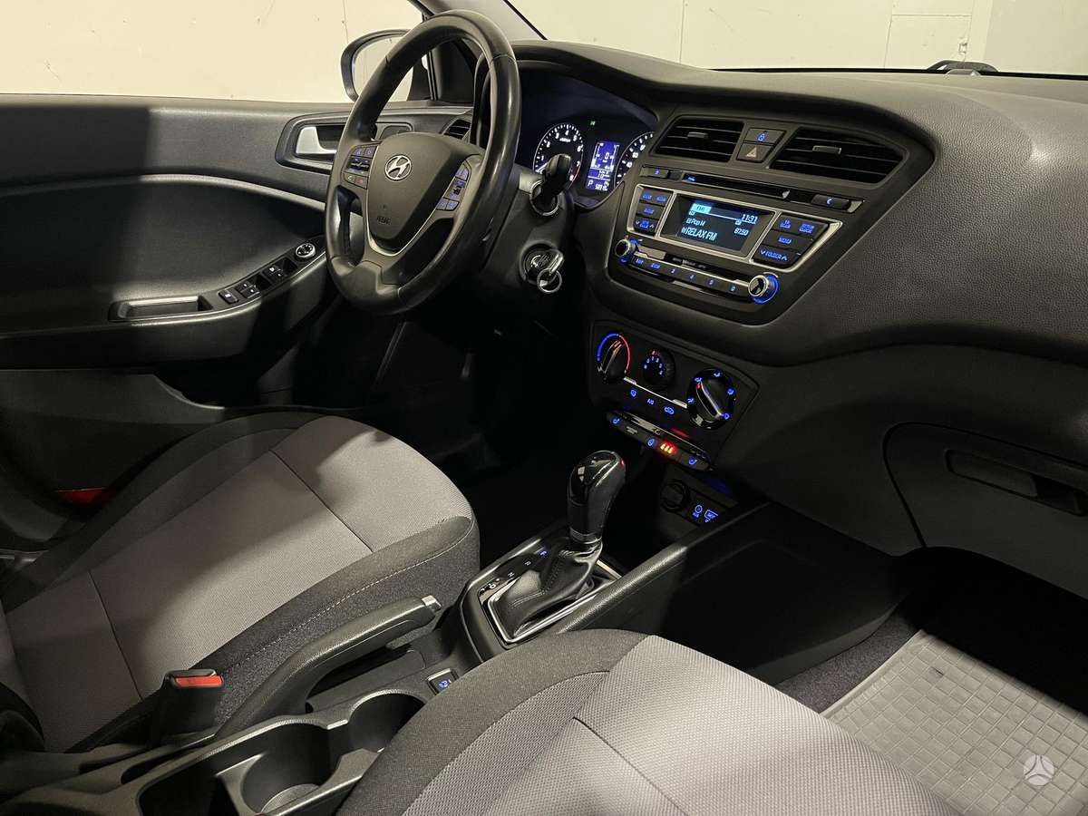Hyundai i20 | 2