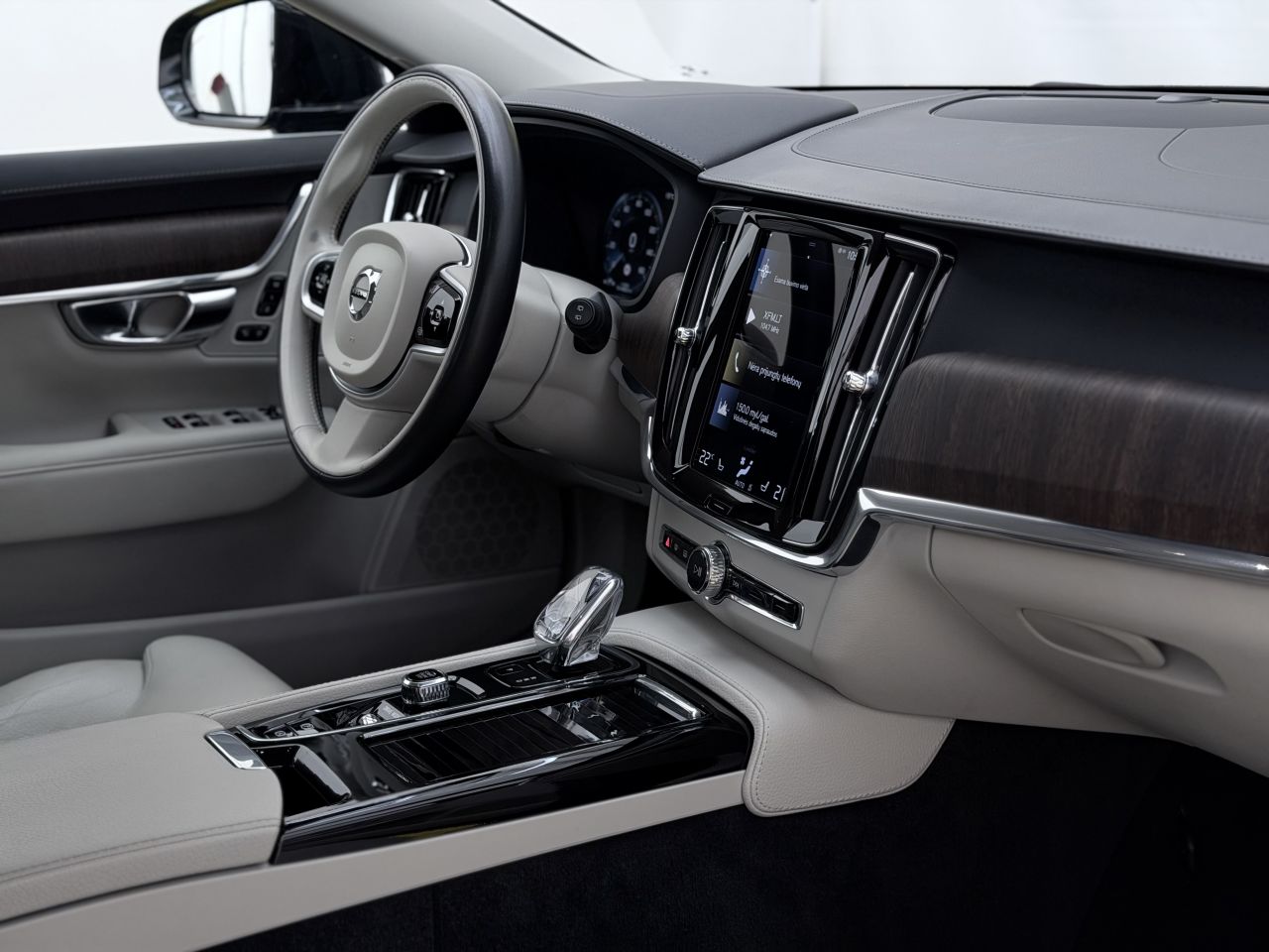 Volvo V90 | 17