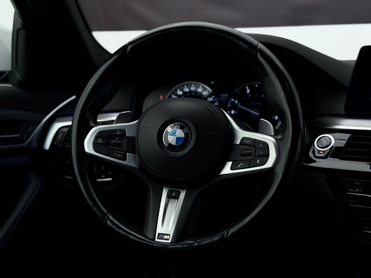 BMW 520 | 15