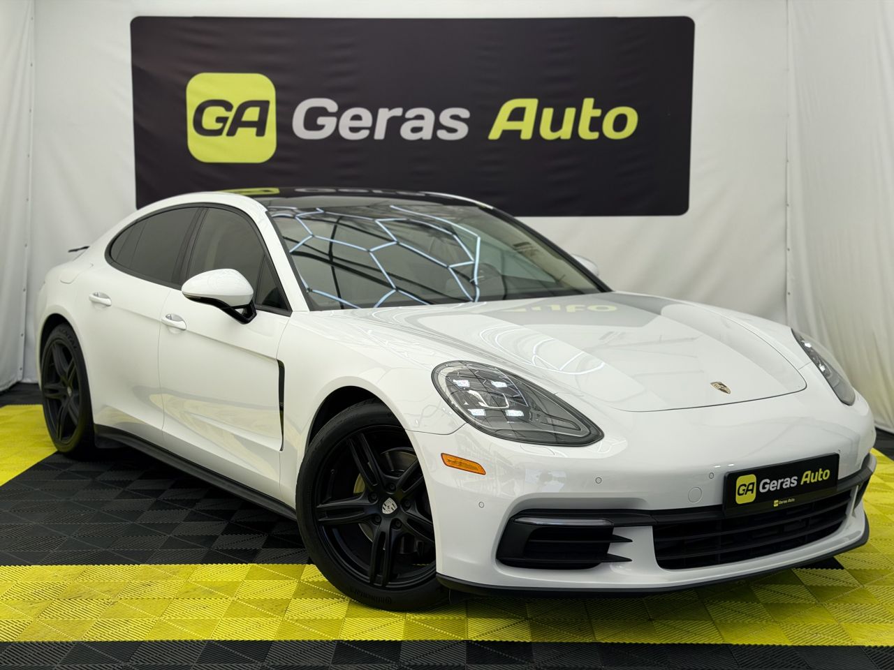 Porsche Panamera | 2