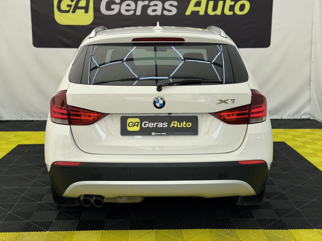 BMW X1 | 4