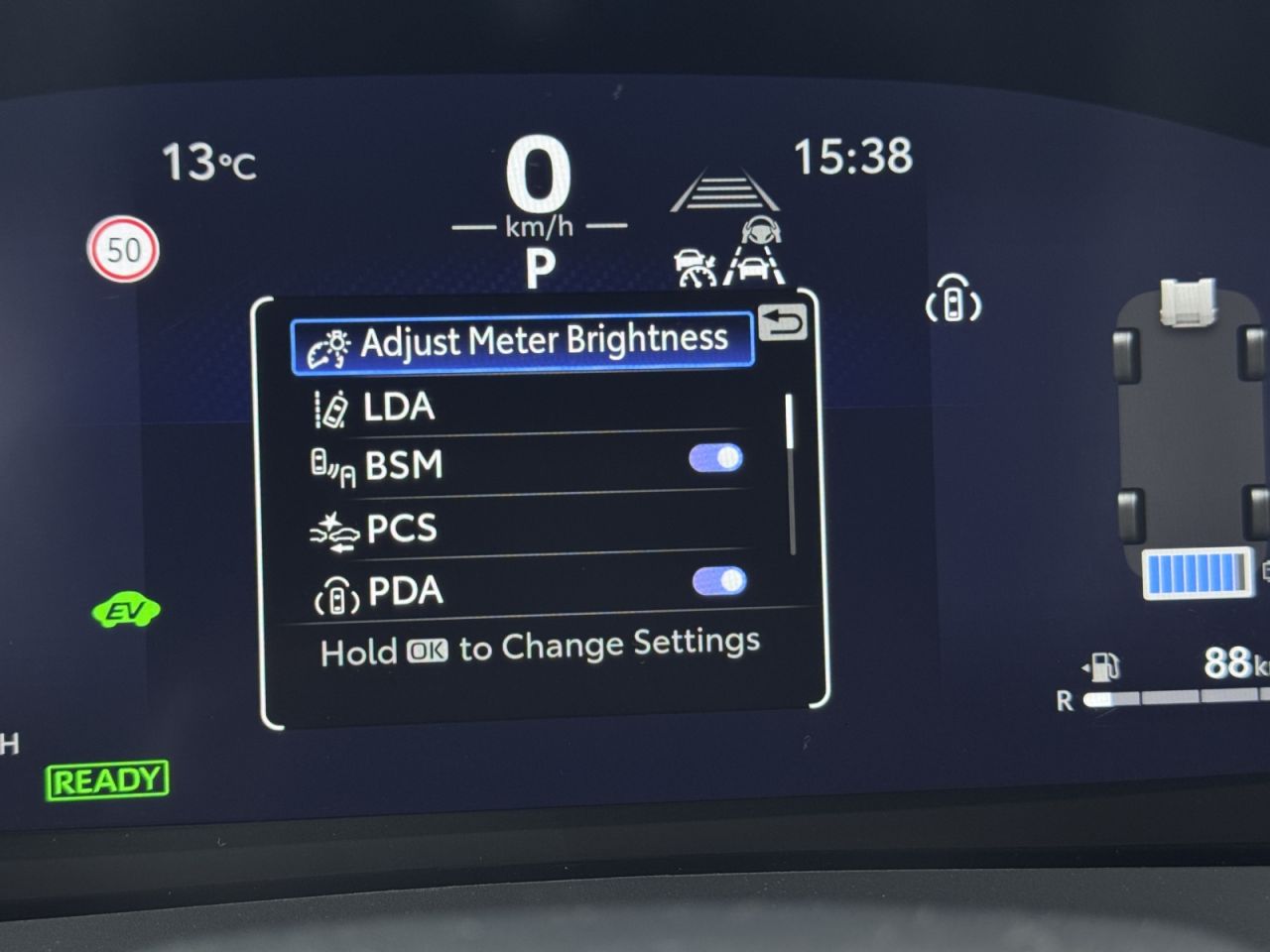 Toyota C-HR | 12