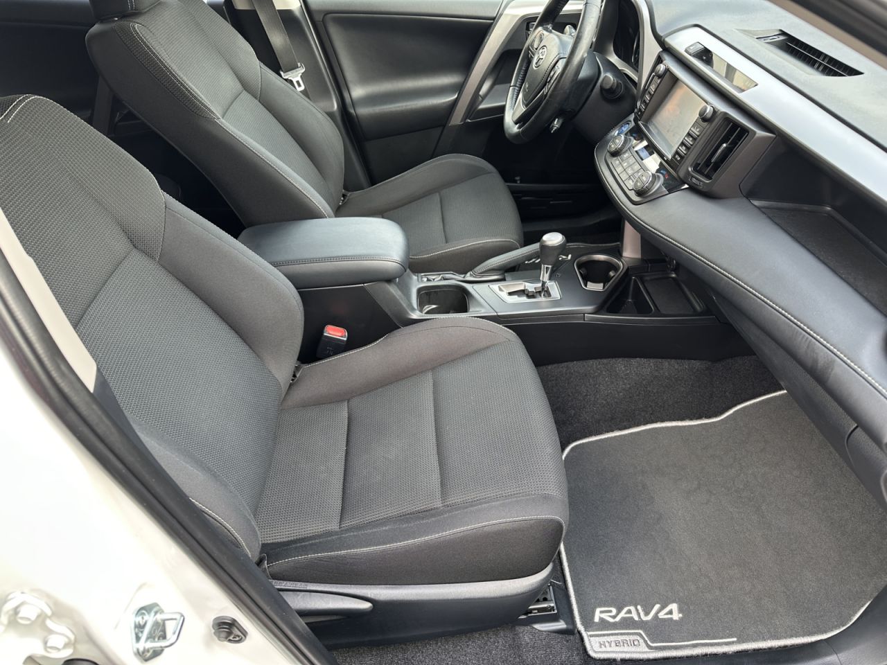 Toyota RAV4 | 3