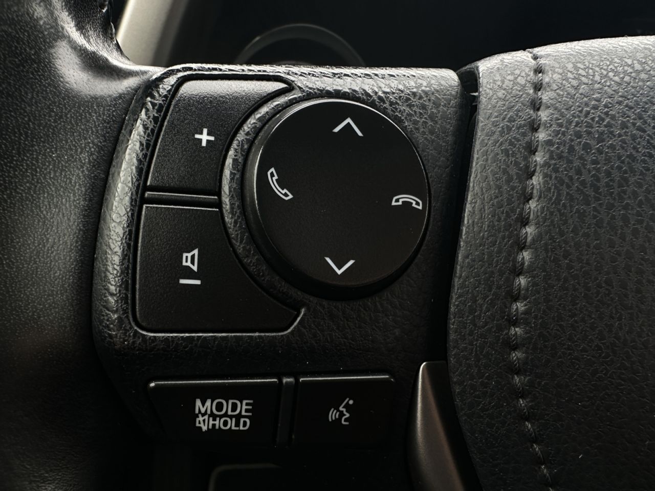 Toyota RAV4 | 8