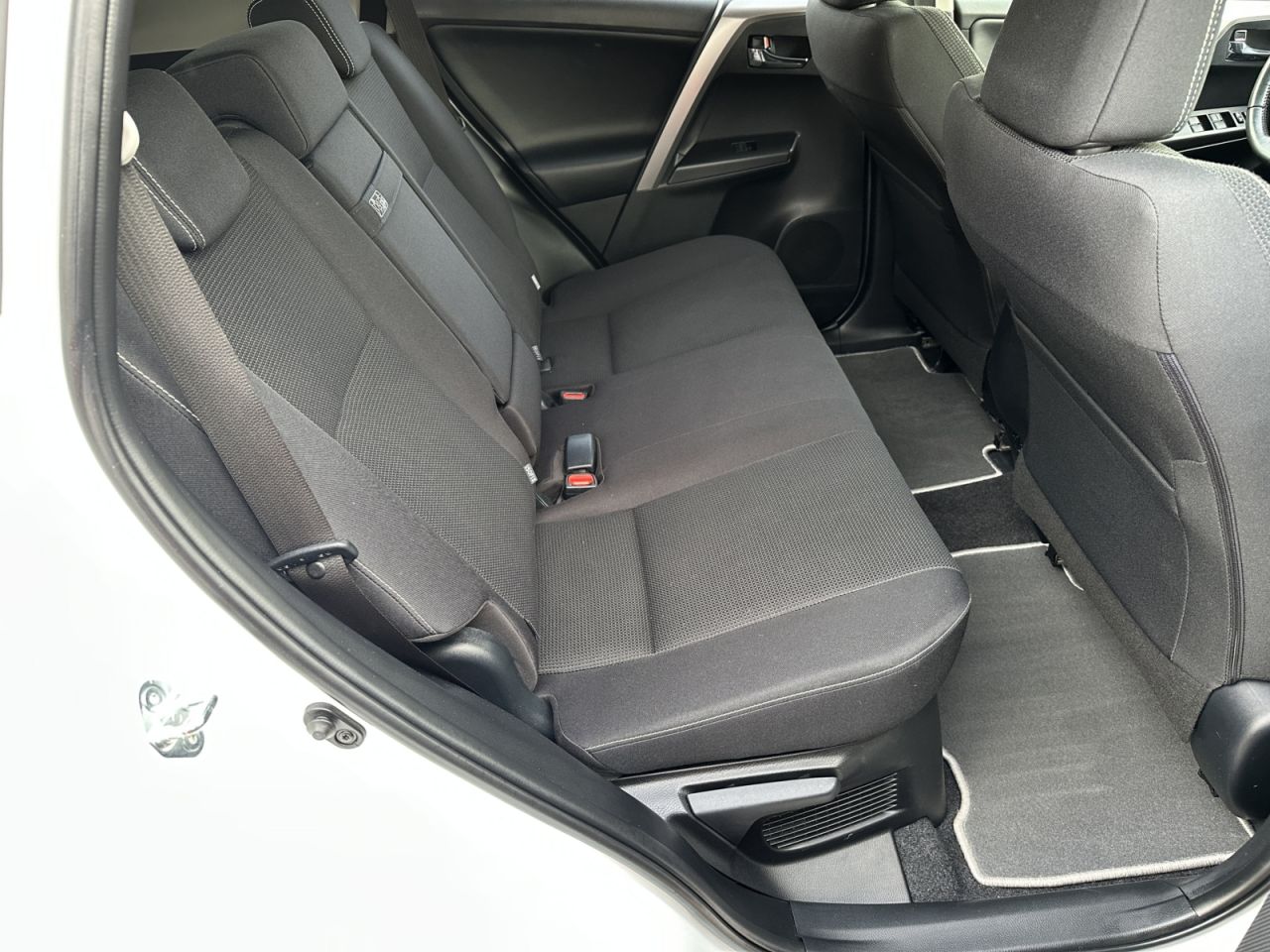 Toyota RAV4 | 4