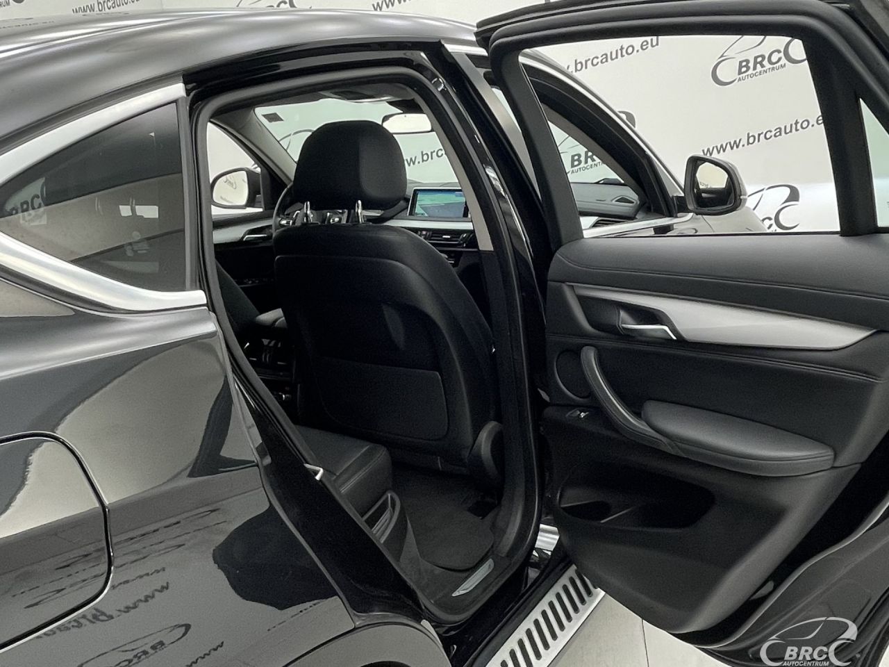 BMW X6 | 10