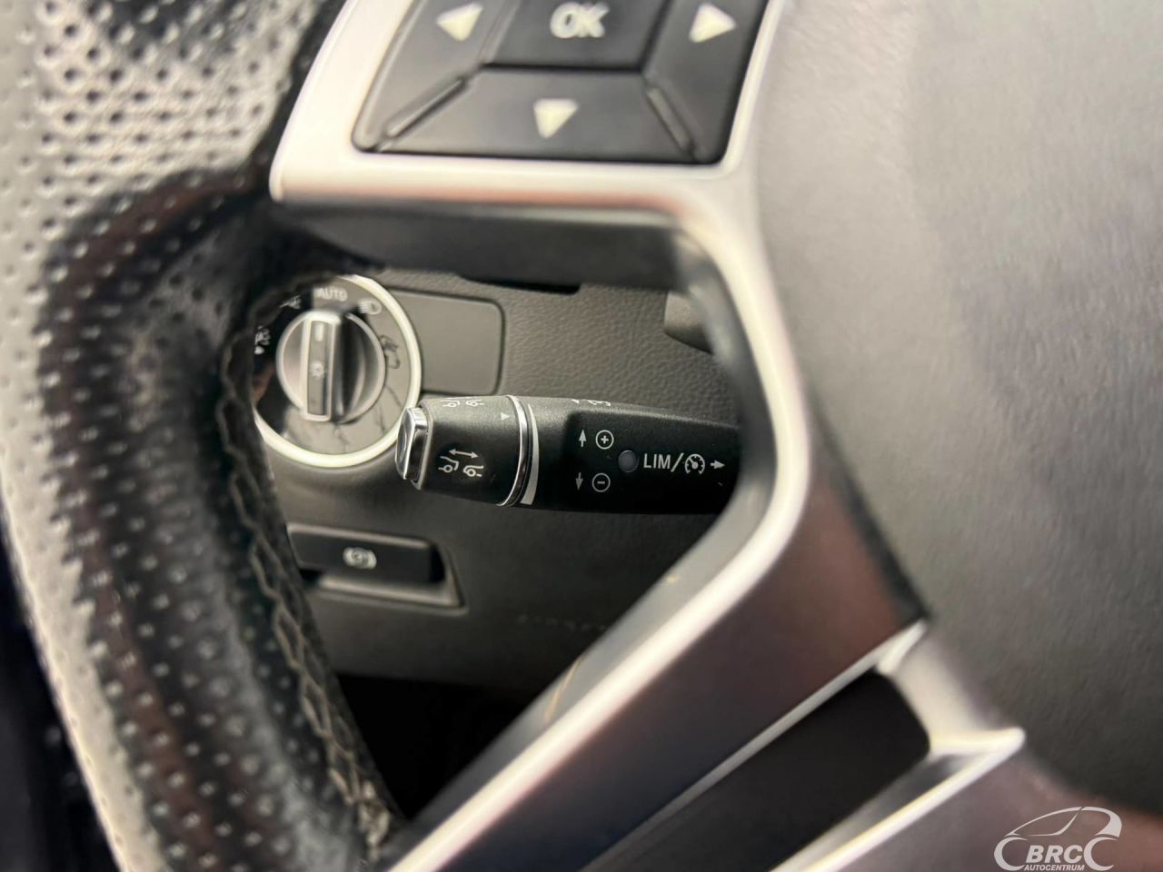 Mercedes-Benz ML350 | 15