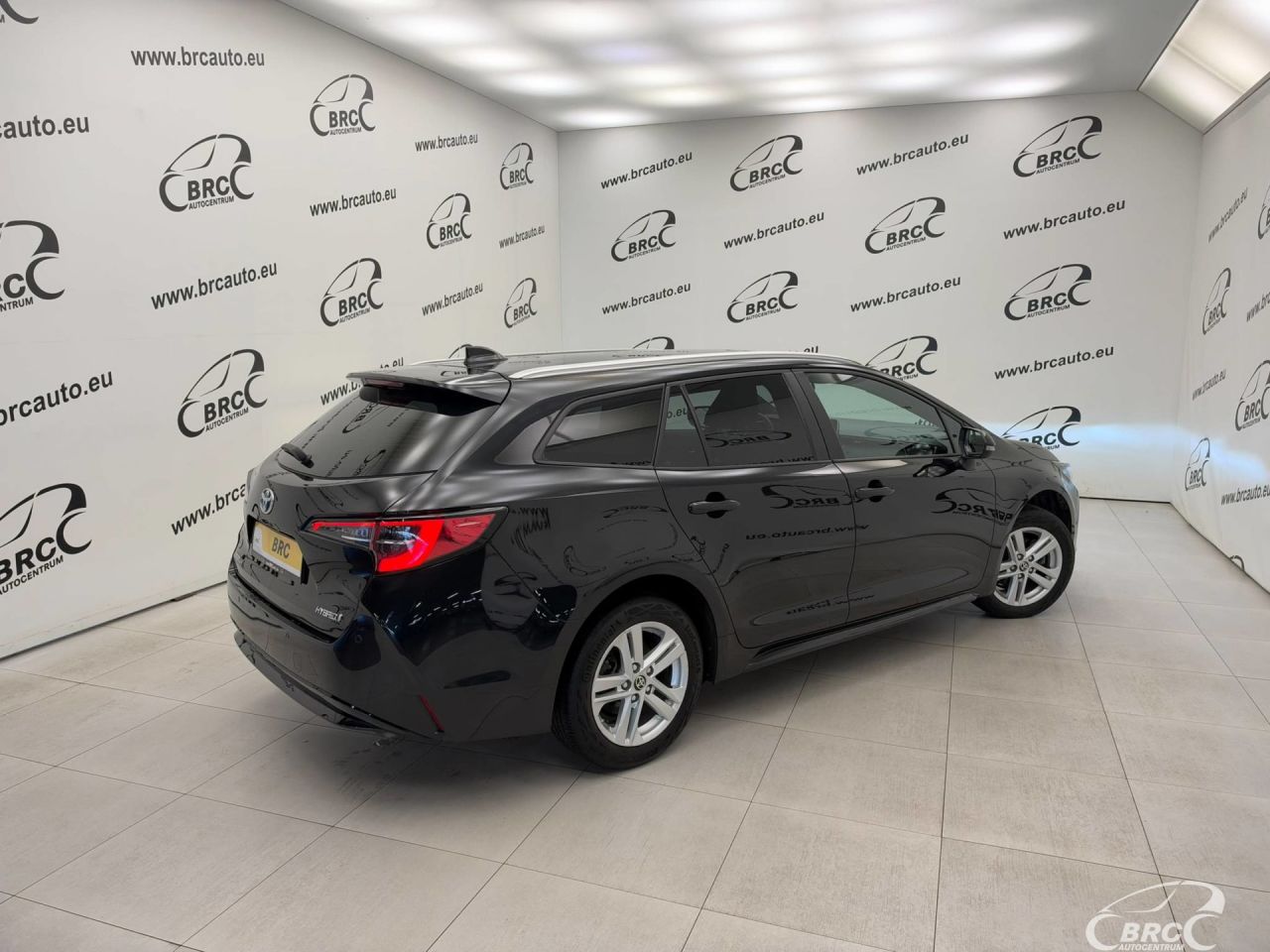 Toyota Corolla | 4