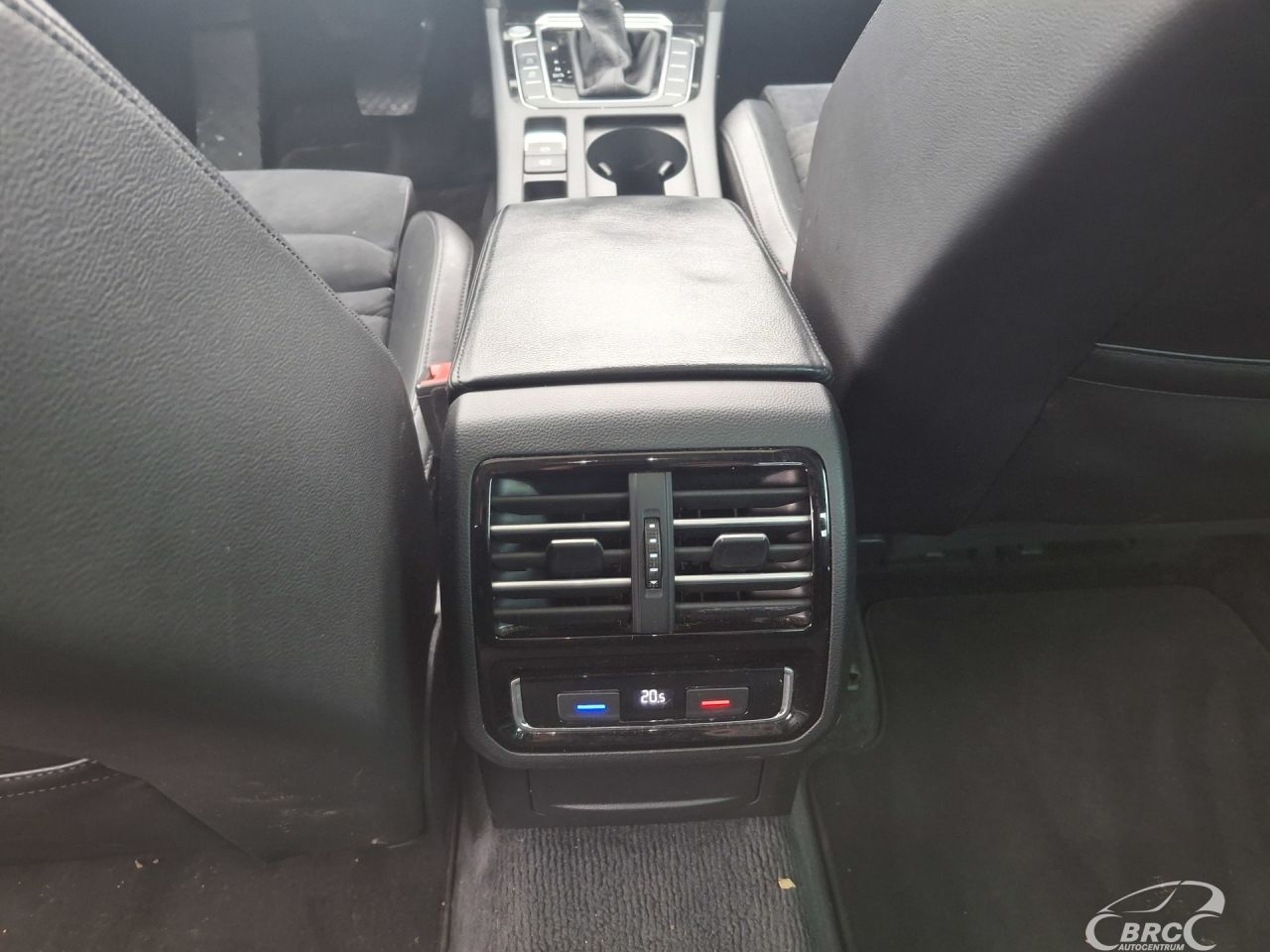 Volkswagen Passat | 8