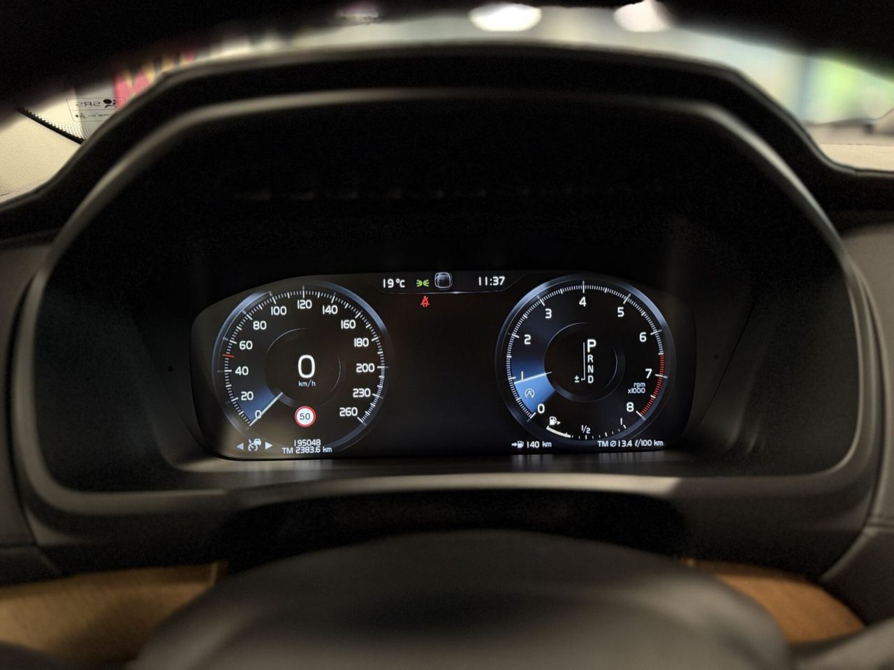 Volvo XC90 | 22