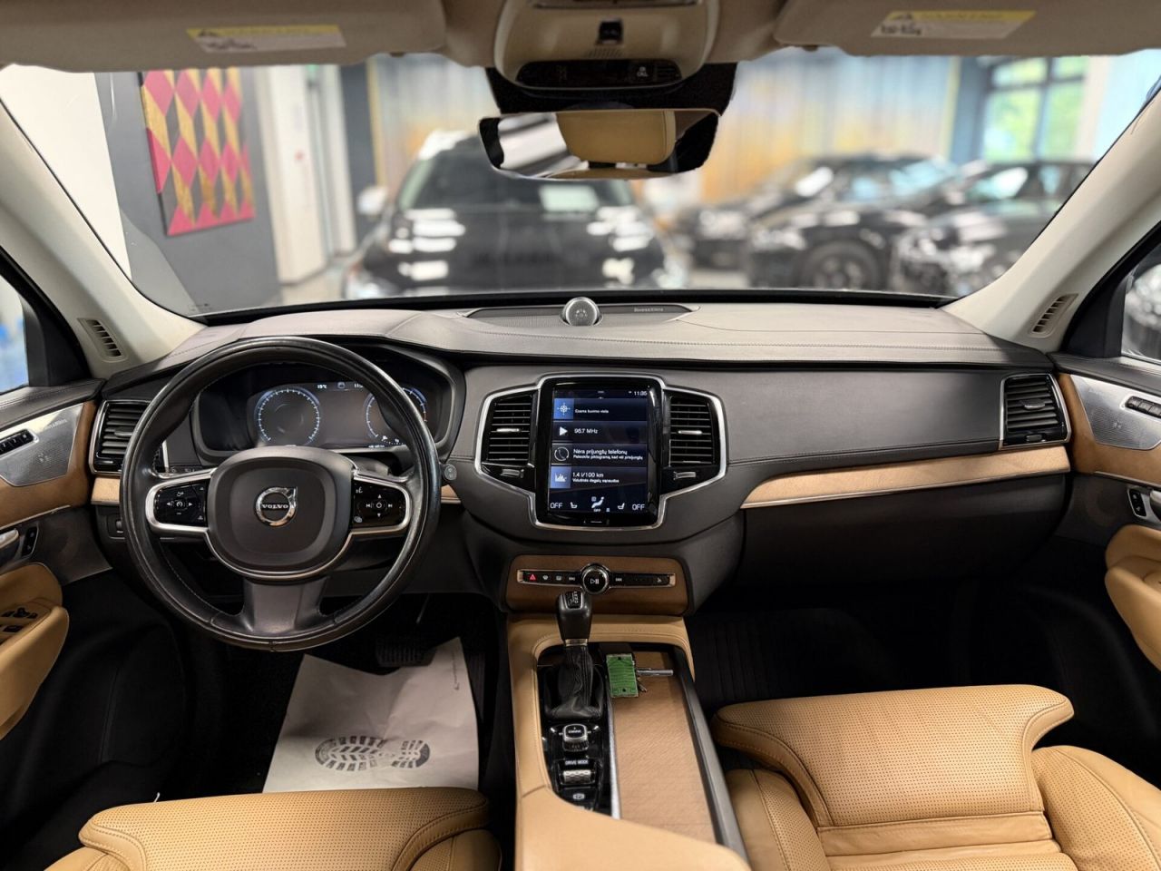 Volvo XC90 | 7