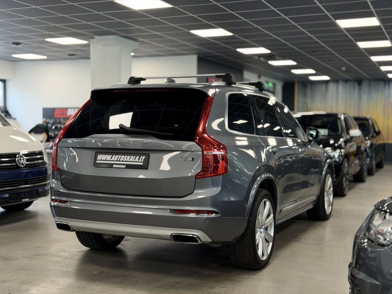 Volvo XC90 | 3