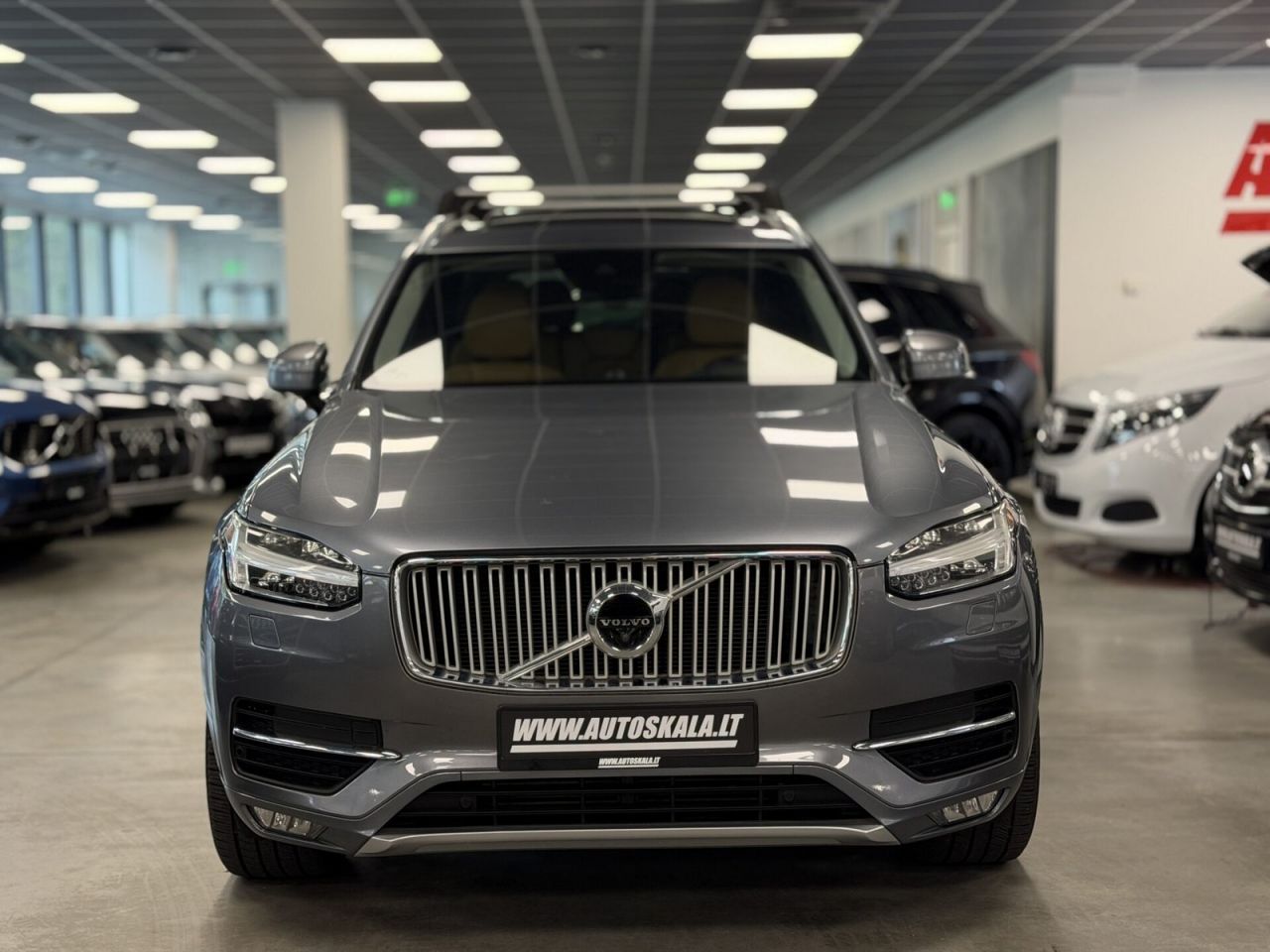 Volvo XC90 | 5