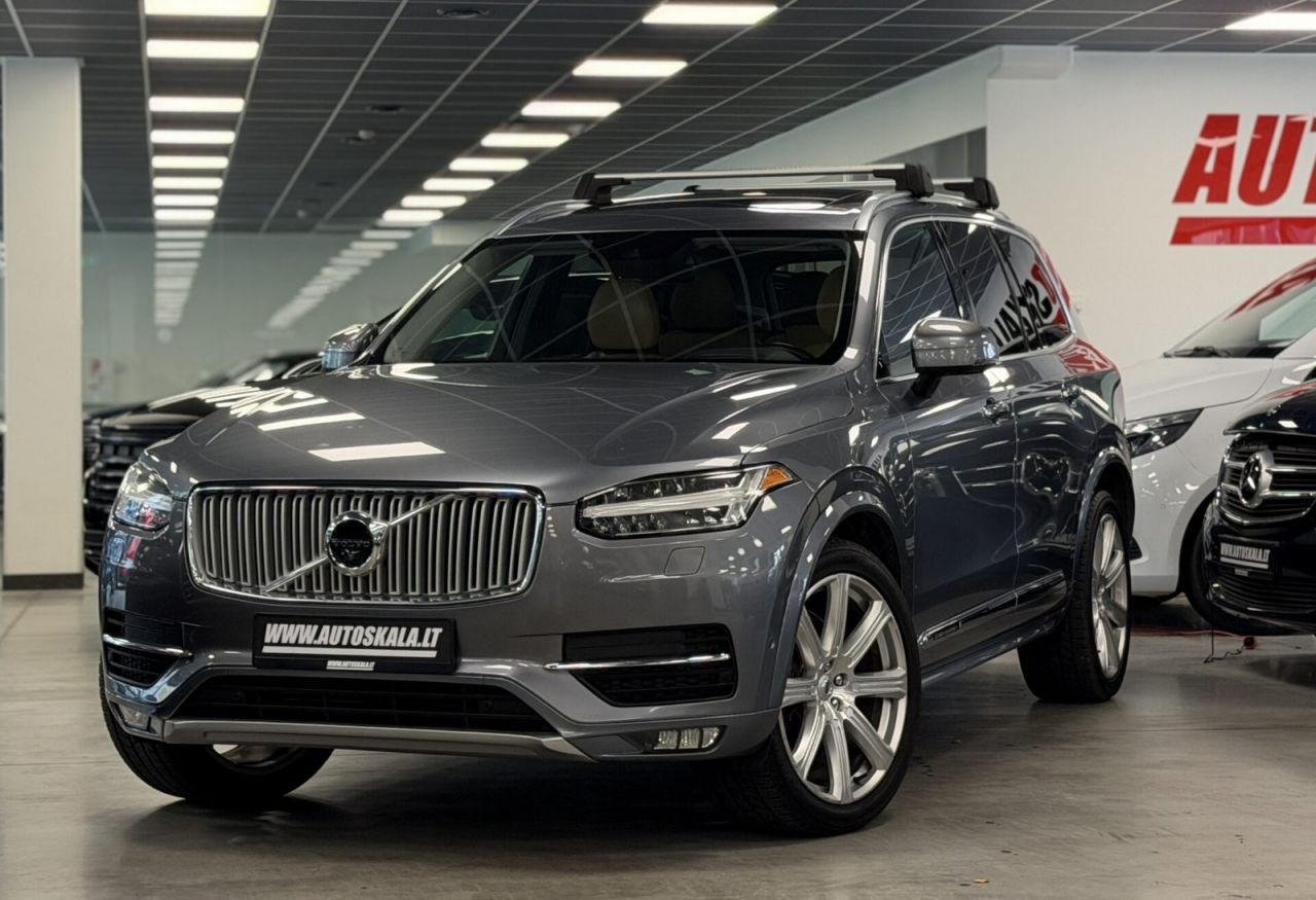 Volvo XC90 | 12