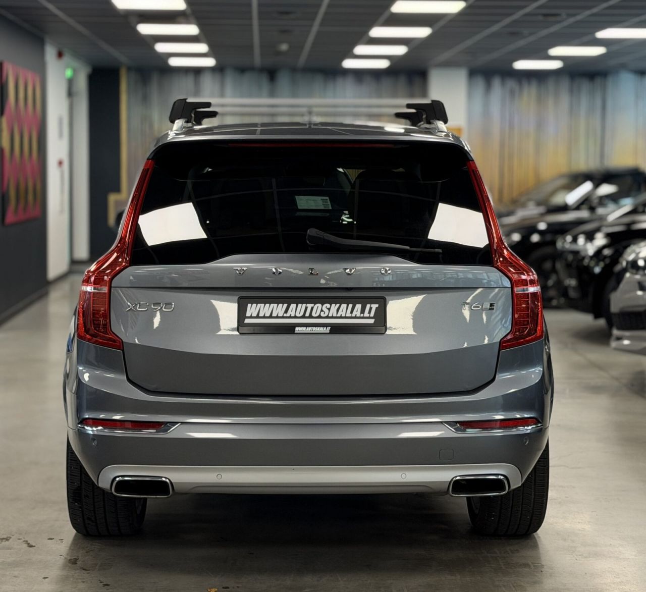 Volvo XC90 | 6