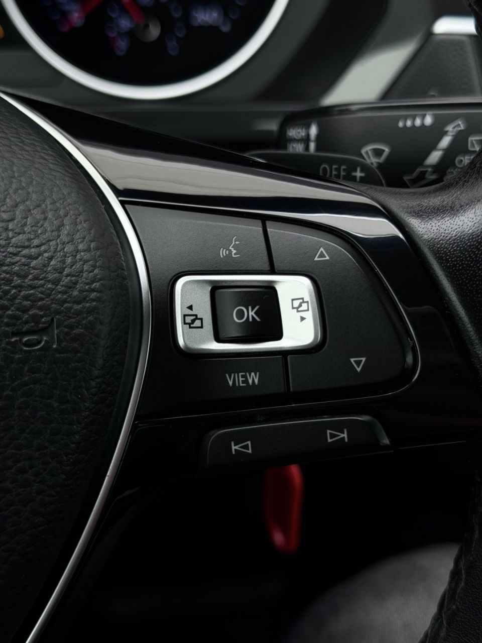 Volkswagen Tiguan | 23
