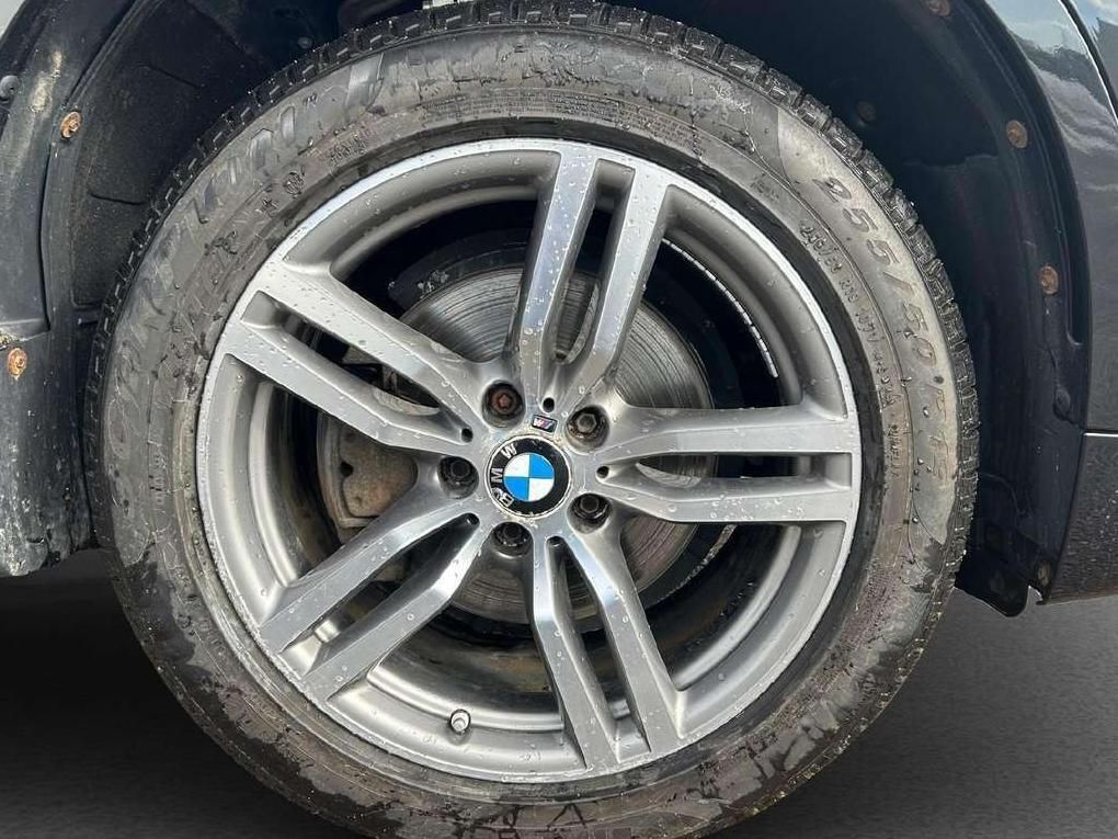 BMW X6 | 27