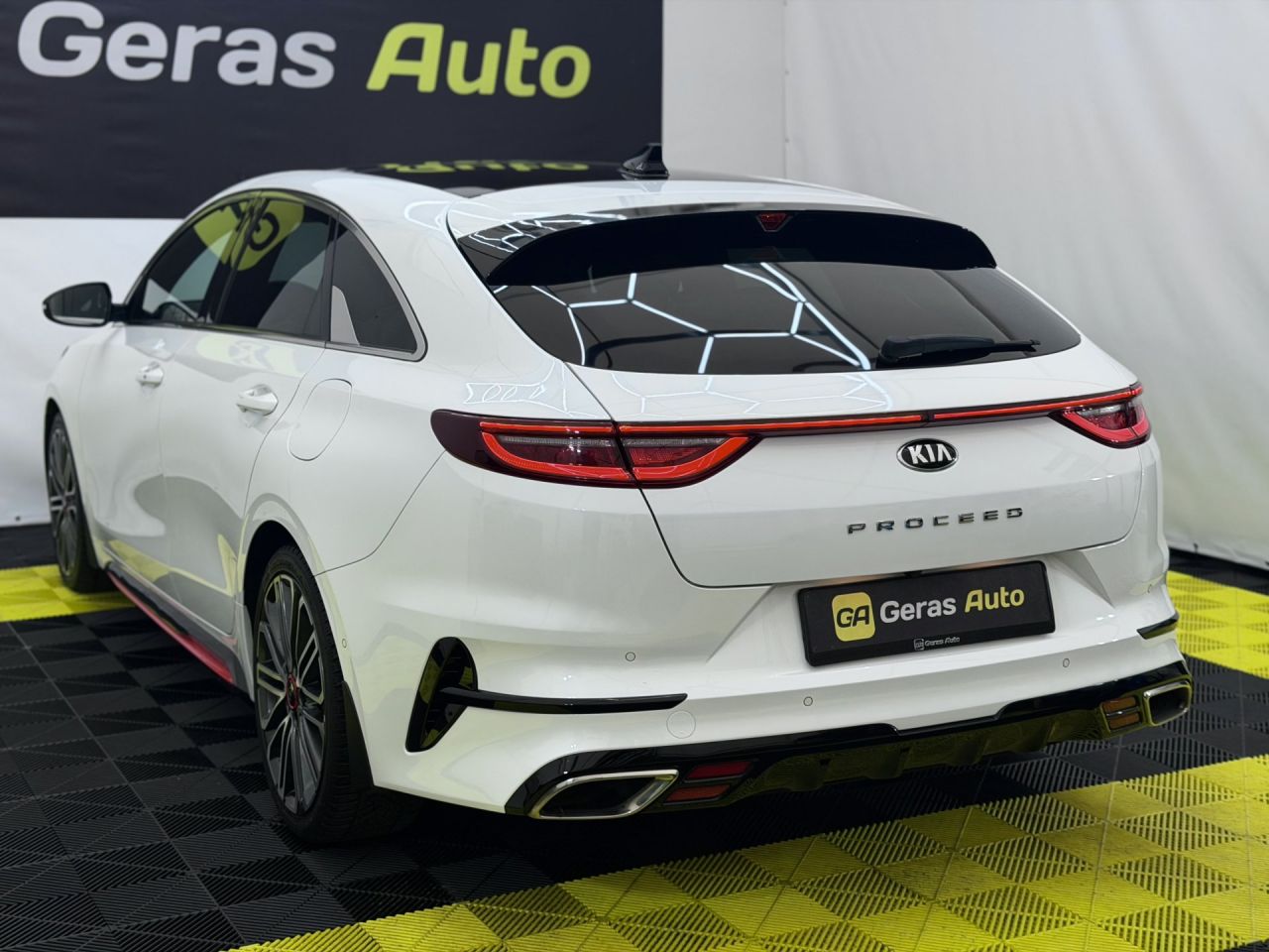Kia Pro Cee'd | 6