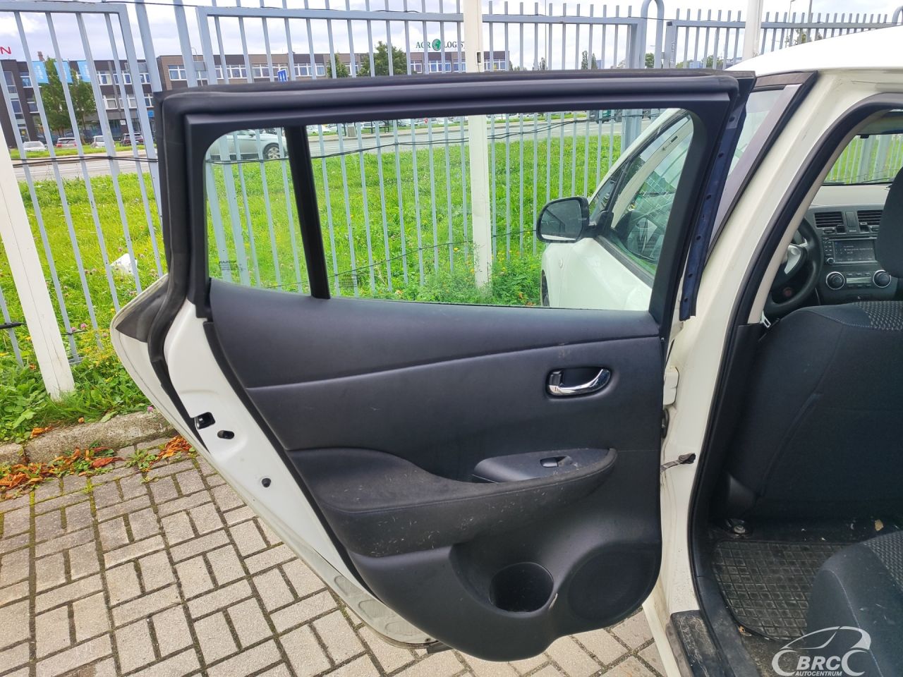 Nissan Leaf | 12